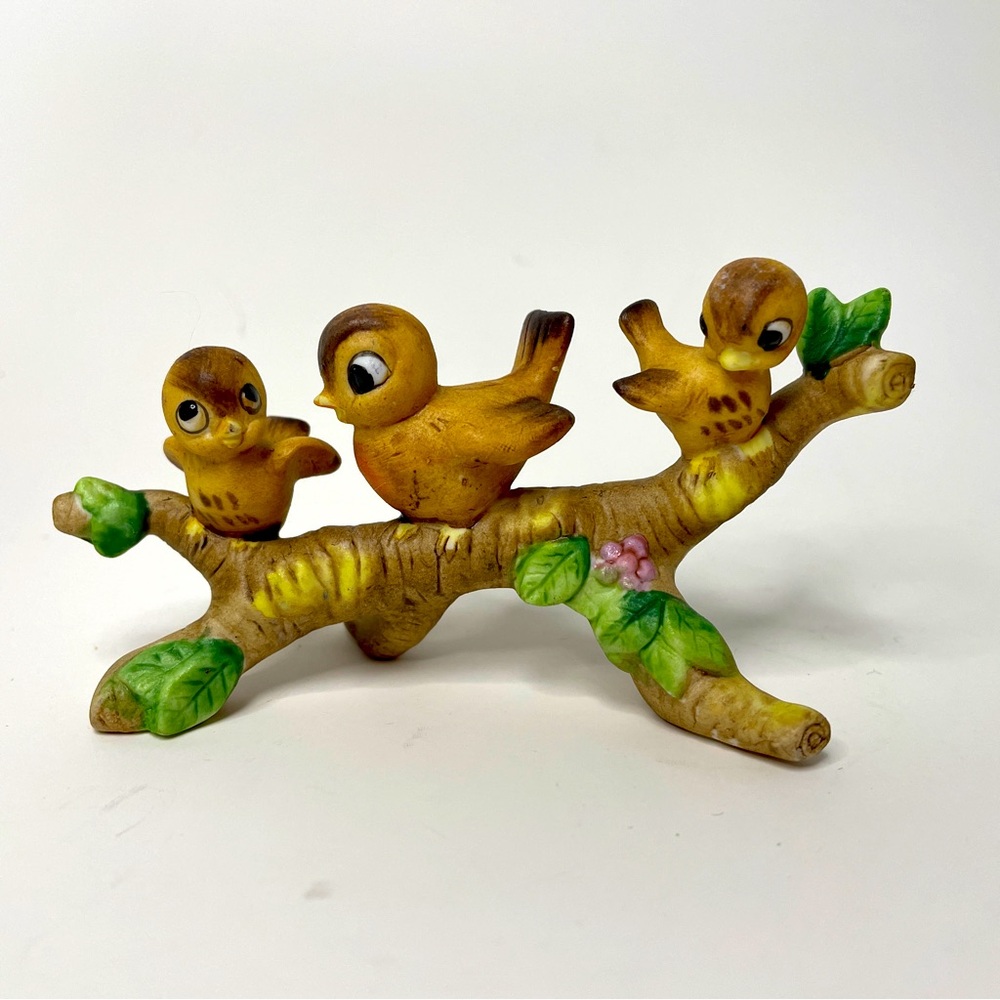 Vintage Josef Originals Birds On A Branch 3 Anthropomorphic Birds Figurine